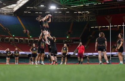 100426 - Wales Women Rugby Captain’s Run - The Wales Women team go through line outs  during Captain’s Run at the Principality Stadium ahead of the opening Women’s 6 Nations match against Scotland