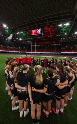 100426 - Wales Women Rugby Captain’s Run - The Wales match squad during Captain’s Run at the Principality Stadium ahead of the opening Women’s 6 Nations match against Scotland
