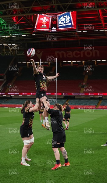 100426 - Wales Women Rugby Captain’s Run - The Wales Women team go through line outs  during Captain’s Run at the Principality Stadium ahead of the opening Women’s 6 Nations match against Scotland
