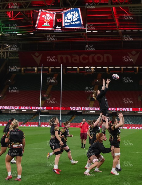 100426 - Wales Women Rugby Captain’s Run - The Wales Women team go through line outs  during Captain’s Run at the Principality Stadium ahead of the opening Women’s 6 Nations match against Scotland