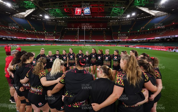 100426 - Wales Women Rugby Captain’s Run - The Wales match squad during Captain’s Run at the Principality Stadium ahead of the opening Women’s 6 Nations match against Scotland