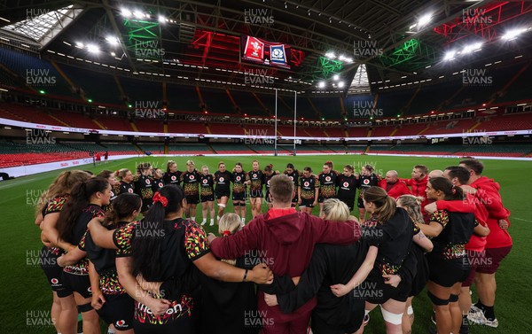 100426 - Wales Women Rugby Captain’s Run - The Wales match squad during Captain’s Run at the Principality Stadium ahead of the opening Women’s 6 Nations match against Scotland