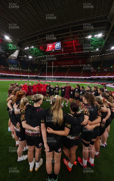 100426 - Wales Women Rugby Captain’s Run - The Wales match squad during Captain’s Run at the Principality Stadium ahead of the opening Women’s 6 Nations match against Scotland