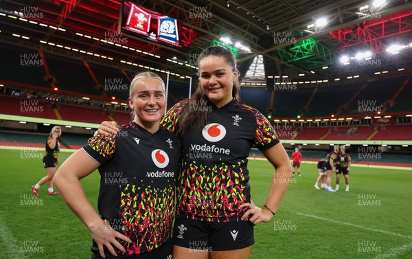 100426 - Wales Women Rugby Captain’s Run - New caps Seren Singleton and Jorja Aiono during Captain’s Run at the Principality Stadium ahead of the opening Women’s 6 Nations match against Scotland