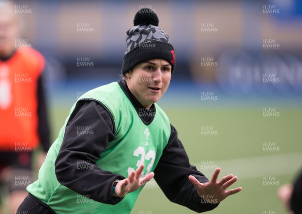 121121 - Wales Women Rugby Captain's Run - Wales' Siwan Lillicrap during the Captain's Run ahead of the match against South Africa