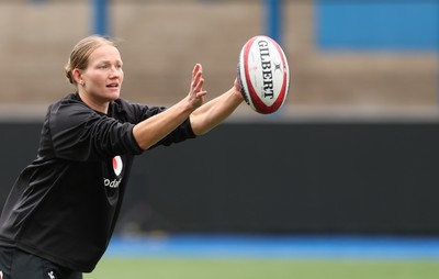 160526 - Wales Women Rugby Captain’s Run - Carys Cox during Captain’s Run ahead of their final Women’s 6 Nations match against Italy