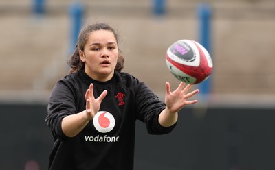 160526 - Wales Women Rugby Captain’s Run - Jorja Aiono during Captain’s Run ahead of their final Women’s 6 Nations match against Italy
