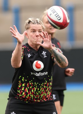 160526 - Wales Women Rugby Captain’s Run - Donna Rose during Captain’s Run ahead of their final Women’s 6 Nations match against Italy