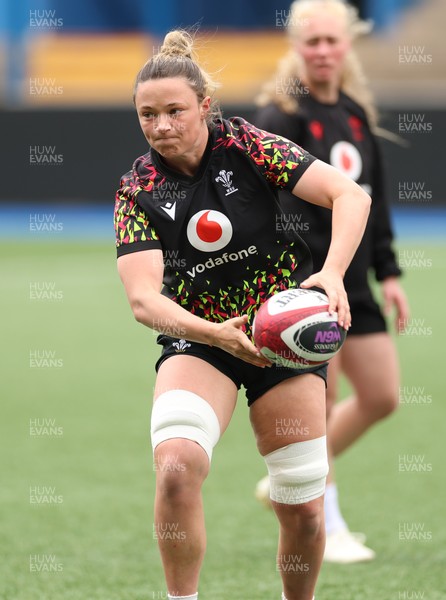 160526 - Wales Women Rugby Captain’s Run - Alisha Joyce during Captain’s Run ahead of their final Women’s 6 Nations match against Italy
