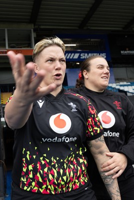 170426 - Wales Women Captain’s Run - Donna Rose and Carys Phillips during Captain’s Run ahead of the Women’s 6 Nations match against France