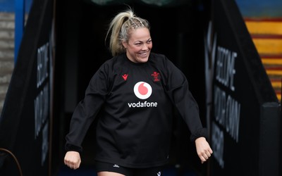 170426 - Wales Women Captain’s Run - Kelsey Jones during Captain’s Run ahead of the Women’s 6 Nations match against France