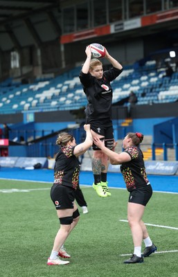 170426 - Wales Women Captain’s Run - Bethan Lewis during Captain’s Run ahead of the Women’s 6 Nations match against France
