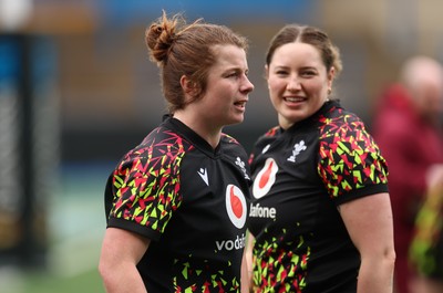170426 - Wales Women Captain’s Run - Kate Williams during Captain’s Run ahead of the Women’s 6 Nations match against France
