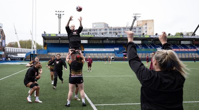 170426 - Wales Women Captain’s Run - Kelsey Jones and Gwen Crabb during Captain’s Run ahead of the Women’s 6 Nations match against France