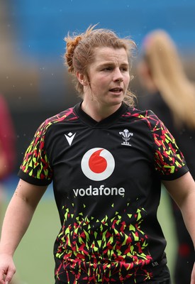 170426 - Wales Women Captain’s Run - Kate Williams during Captain’s Run ahead of the Women’s 6 Nations match against France