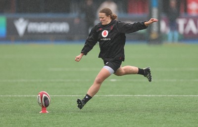170426 - Wales Women Captain’s Run - Lleucu George during Captain’s Run ahead of the Women’s 6 Nations match against France