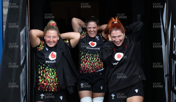 170426 - Wales Women Captain’s Run - Molly Reardon, Natalia John and Georgia Evans during Captain’s Run ahead of the Women’s 6 Nations match against France