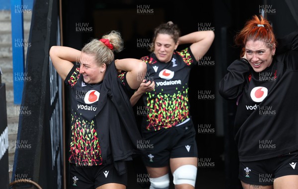 170426 - Wales Women Captain’s Run - Molly Reardon, Natalia John and Georgia Evans during Captain’s Run ahead of the Women’s 6 Nations match against France