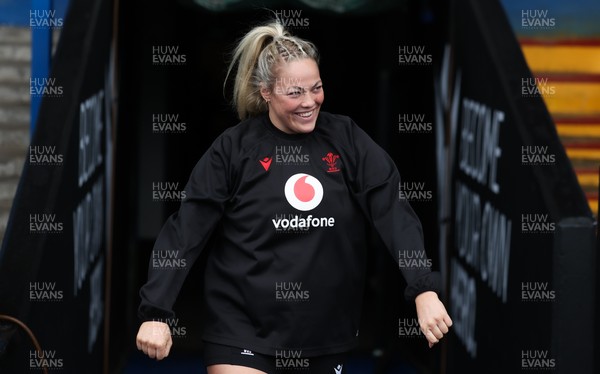 170426 - Wales Women Captain’s Run - Kelsey Jones during Captain’s Run ahead of the Women’s 6 Nations match against France