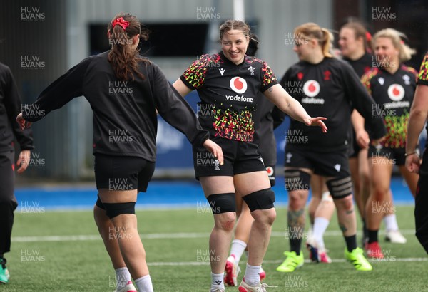 170426 - Wales Women Captain’s Run - Gwen Crabb during Captain’s Run ahead of the Women’s 6 Nations match against France