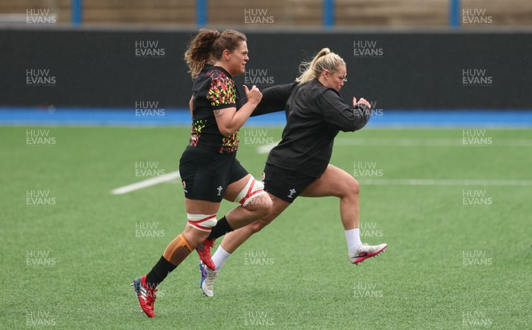 170426 - Wales Women Captain’s Run - Natalia John and Kelsey Jones during Captain’s Run ahead of the Women’s 6 Nations match against France