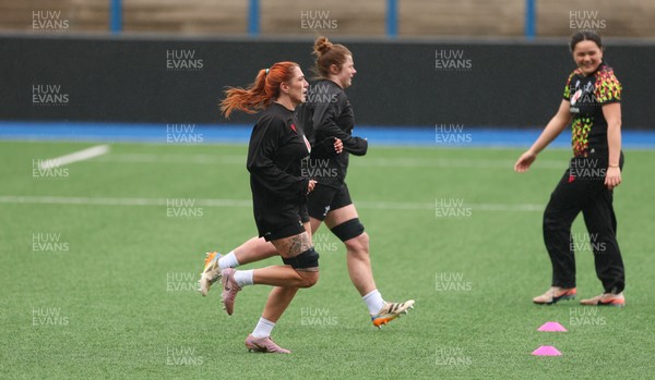 170426 - Wales Women Captain’s Run - Georgia Evans, Kate Williams and Jorja Aiono during Captain’s Run ahead of the Women’s 6 Nations match against France