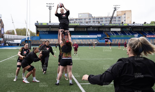 170426 - Wales Women Captain’s Run - Kelsey Jones and Gwen Crabb during Captain’s Run ahead of the Women’s 6 Nations match against France