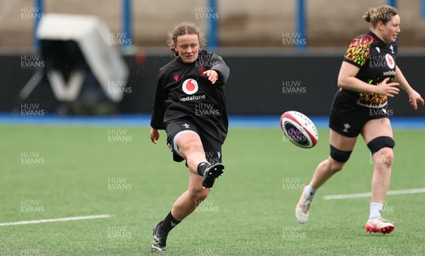 170426 - Wales Women Captain’s Run - Lleucu George during Captain’s Run ahead of the Women’s 6 Nations match against France