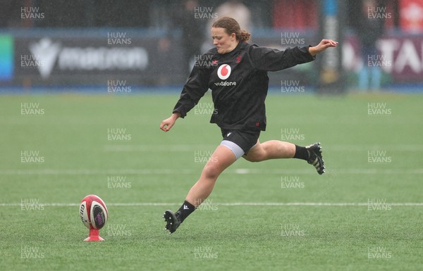 170426 - Wales Women Captain’s Run - Lleucu George during Captain’s Run ahead of the Women’s 6 Nations match against France