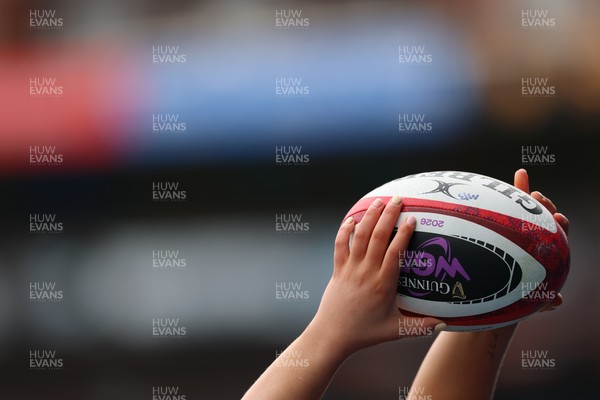 170426 - Wales Women Captain’s Run - Match ball is used in line out practise during Captain’s Run ahead of the Women’s 6 Nations match against France