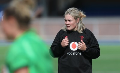 170926 Wales Women Rugby Captain’s Run - Wales co-captain Alex Callender during Wales Captain’s Run at Cardiff Arms Park ahead of their WXV match against South Africa