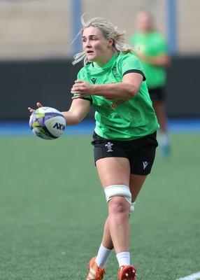 170926 Wales Women Rugby Captain’s Run - Wales co-captain Alex Callender during Wales Captain’s Run at Cardiff Arms Park ahead of their WXV match against South Africa