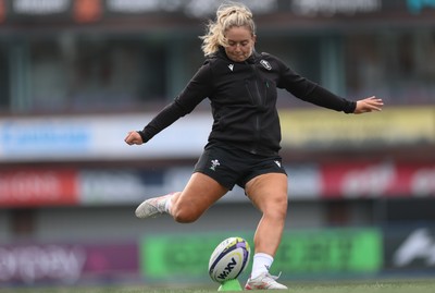 170926 Wales Women Rugby Captain’s Run - Freya Bell during Wales Captain’s Run at Cardiff Arms Park ahead of their WXV match against South Africa