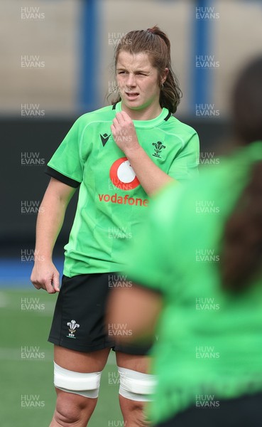 170926 Wales Women Rugby Captain’s Run - Wales co-captain Kate Williams during Wales Captain’s Run at Cardiff Arms Park ahead of their WXV match against South Africa