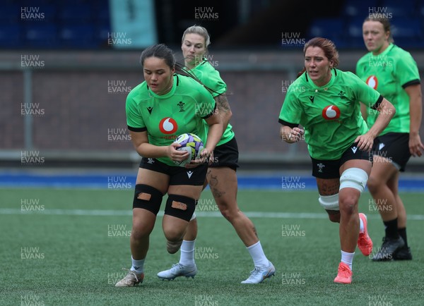 170926 Wales Women Rugby Captain’s Run - Jorja Aiono during Wales Captain’s Run at Cardiff Arms Park ahead of their WXV match against South Africa
