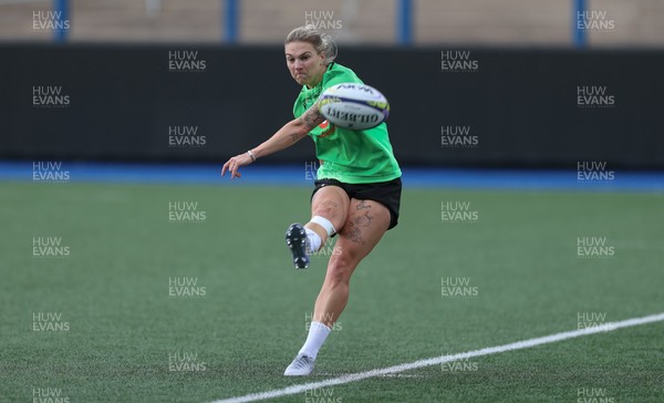 170926 Wales Women Rugby Captain’s Run - Keira Bevan during Wales Captain’s Run at Cardiff Arms Park ahead of their WXV match against South Africa