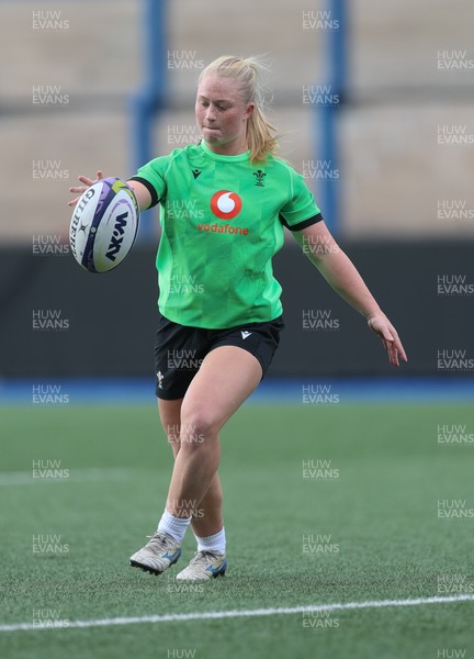 170926 Wales Women Rugby Captain’s Run - Seren Lockwood during Wales Captain’s Run at Cardiff Arms Park ahead of their WXV match against South Africa