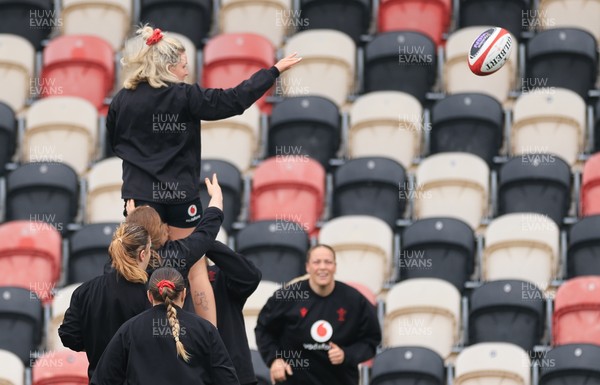 190425 - Wales Women Captain Run - Alex Callender during Captains Run at Rodney Parade ahead of the Guinness Women’s Six Nations match against Ireland