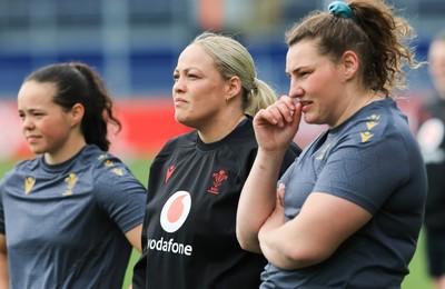 210325  Wales Women Rugby Captain’s Run - Meg Davies, Kelsey Jones and Gwenllian Pyrs during Captain’s Run at The Hive Stadium Edinburgh ahead of the opening match of the Women’s 6 Nations against Scotland