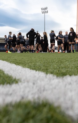 210325  Wales Women Rugby Captain’s Run - The Wales Women’s Squad huddle up during Captain’s Run at The Hive Stadium Edinburgh ahead of the opening match of the Women’s 6 Nations against Scotland