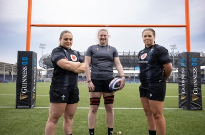 210325  Wales Women Rugby Captain’s Run - Wales’ Jenni Scoble, Alaw Pyrs and Maisie Davies who will make their first starts, during Captain’s Run at The Hive Stadium Edinburgh ahead of the opening match of the Women’s 6 Nations against Scotland