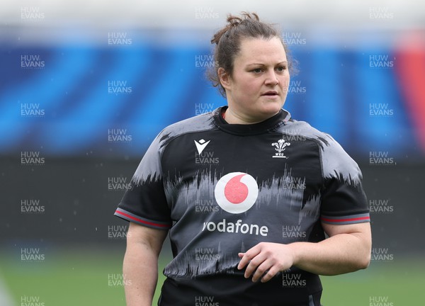 220423 - Wales Women Rugby Captains Run - Abbey Constable during Captain’s Run at the Stade des Alpes in Grenoble ahead of the TicTok Women’s 6 Nations match against France