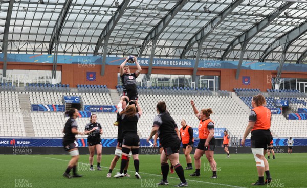 220423 - Wales Women Rugby Captains Run -  during Captain’s Run at the Stade des Alpes in Grenoble ahead of the TicTok Women’s 6 Nations match against France