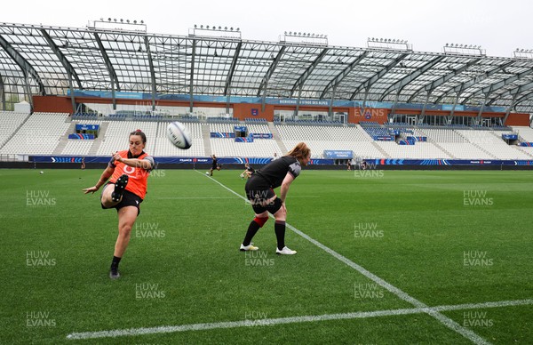 220423 - Wales Women Rugby Captains Run - Ffion Lewis during Captain’s Run at the Stade des Alpes in Grenoble ahead of the TicTok Women’s 6 Nations match against France