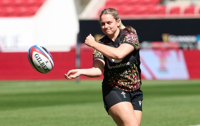 240426 - Wales Women’s Rugby Captain’s Run - Freya Bell during Captain’s Run at Ashton Gate, ahead of the Women’s 6 Nations match against England
