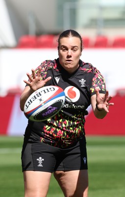 240426 - Wales Women’s Rugby Captain’s Run - Carys Phillips during Captain’s Run at Ashton Gate, ahead of the Women’s 6 Nations match against England