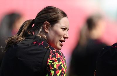 240426 - Wales Women’s Rugby Captain’s Run - Gwen Crabb during Captain’s Run at Ashton Gate, ahead of the Women’s 6 Nations match against England