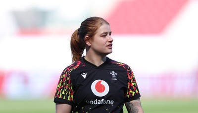 240426 - Wales Women’s Rugby Captain’s Run - Bethan Lewis during Captain’s Run at Ashton Gate, ahead of the Women’s 6 Nations match against England