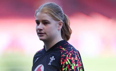240426 - Wales Women’s Rugby Captain’s Run - Bethan Lewis during Captain’s Run at Ashton Gate, ahead of the Women’s 6 Nations match against England
