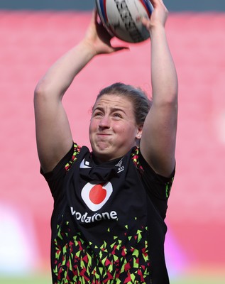 240426 - Wales Women’s Rugby Captain’s Run - Molly Reardon during Captain’s Run at Ashton Gate, ahead of the Women’s 6 Nations match against England